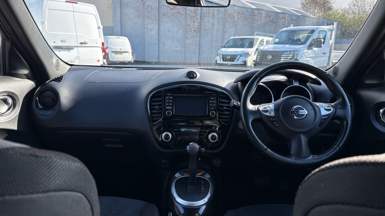 Nissan Juke 1.6 N-Connecta 5dr Xtronic Petrol Hatchback